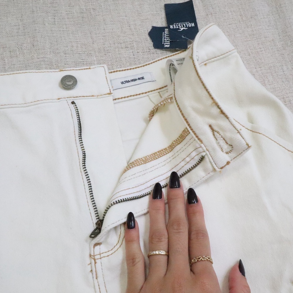 Hollister Ultra High Rise Contrast Stitch Denim Skirt NWT - Picture 3 of 10